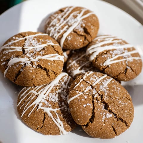 Soft spiced gingerbread latte
